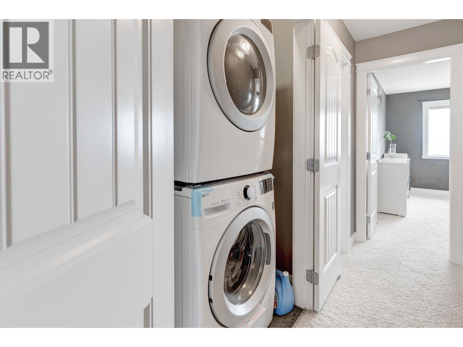 738 DUNROBIN Drive Unit# 6 — photo 11