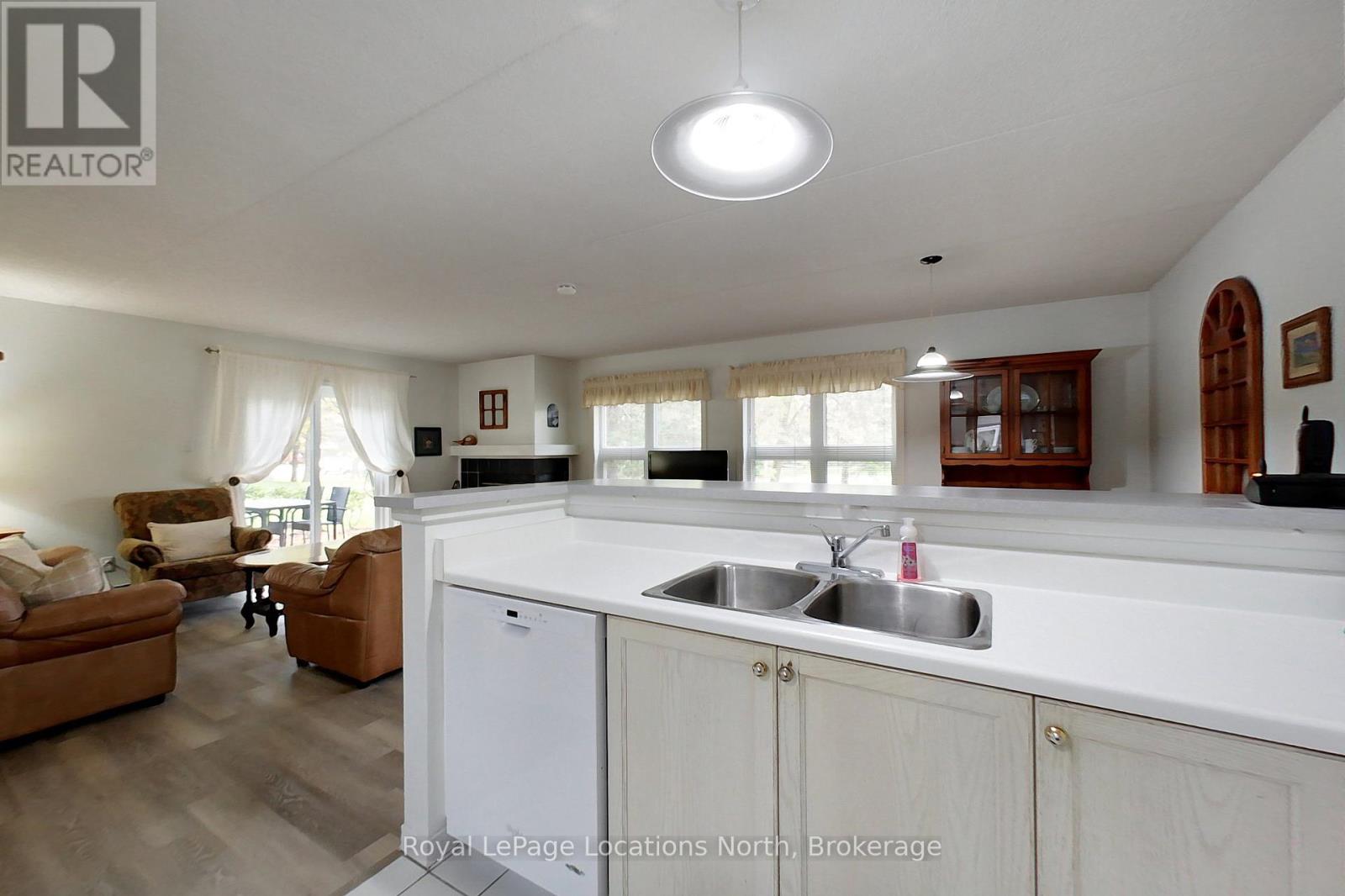 4 - 398 Mariners Way, Collingwood, Ontario  L9Y 5C7 - Photo 13 - S13602374