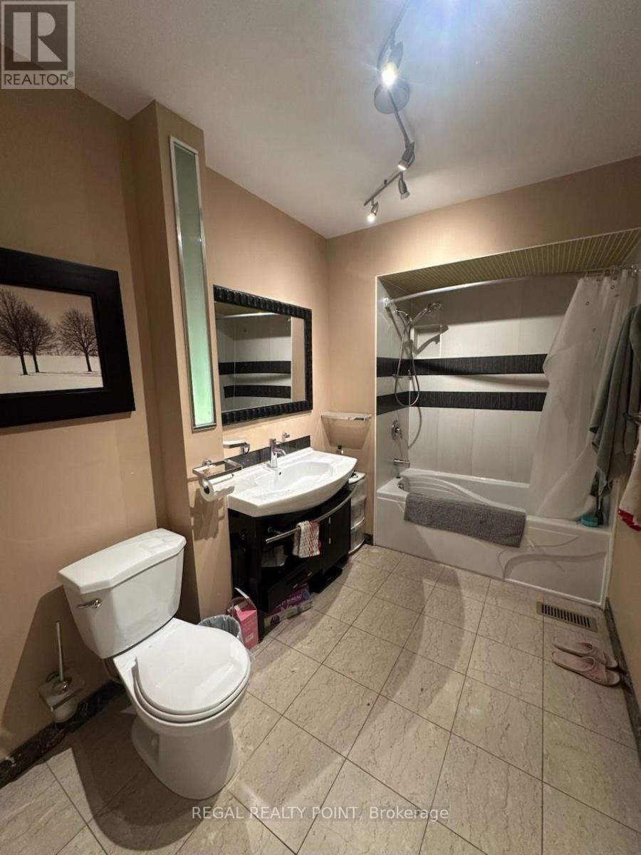 6 Harrington Crescent, Toronto, Ontario  M2M 2Y5 - Photo 11 - C13602294