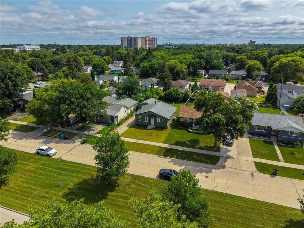 471 Summerlands Boulevard, Winnipeg, Manitoba R3K 1B2 - Photo 19 - 202618488