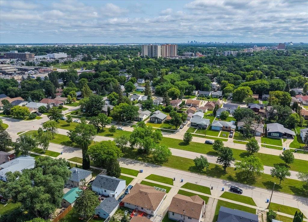471 Summerlands Boulevard, Winnipeg, Manitoba R3K 1B2 - Photo 20 - 202618488