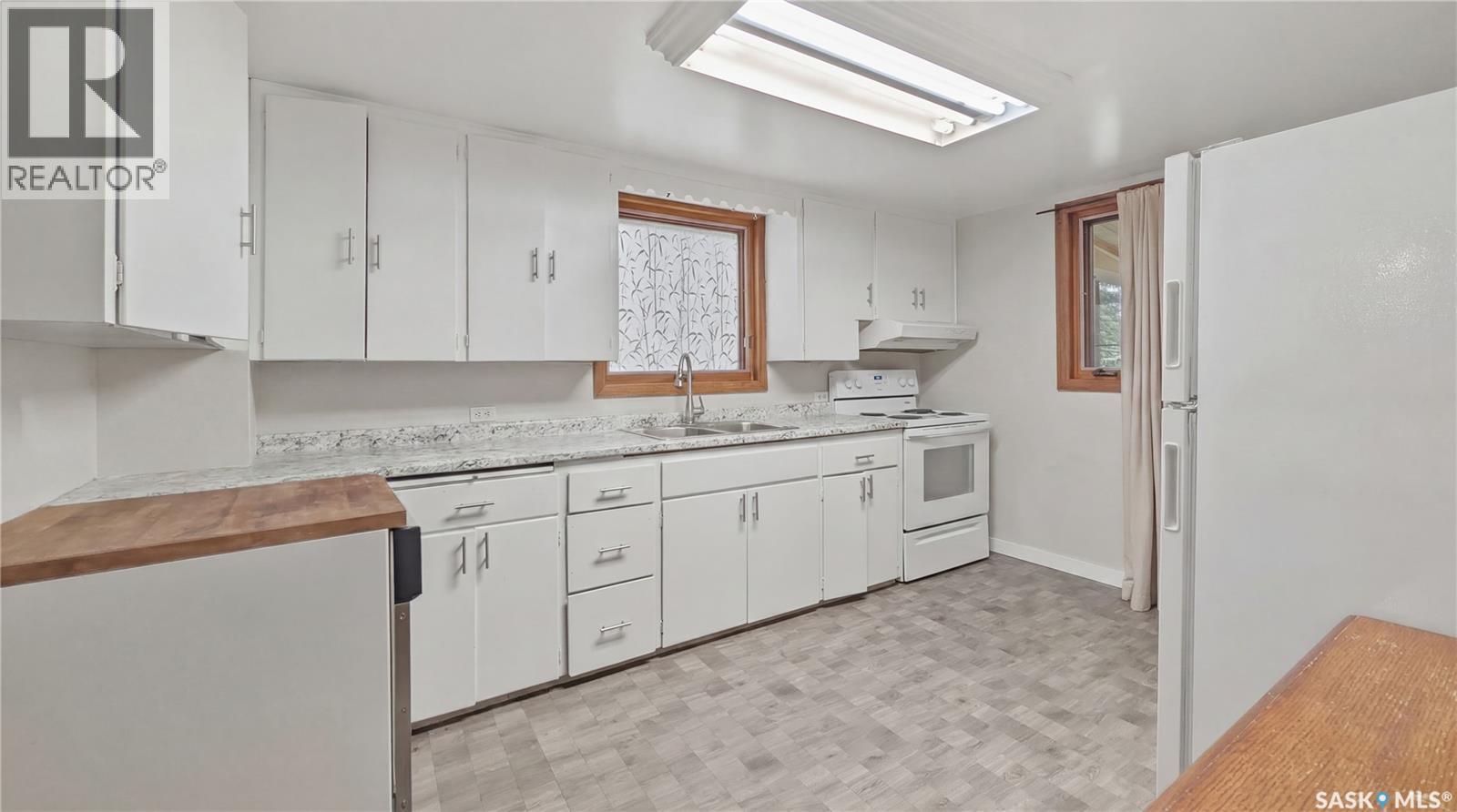 202 2nd Avenue E, Rosetown, Saskatchewan  S0L 2V0 - Photo 12 - SK043581