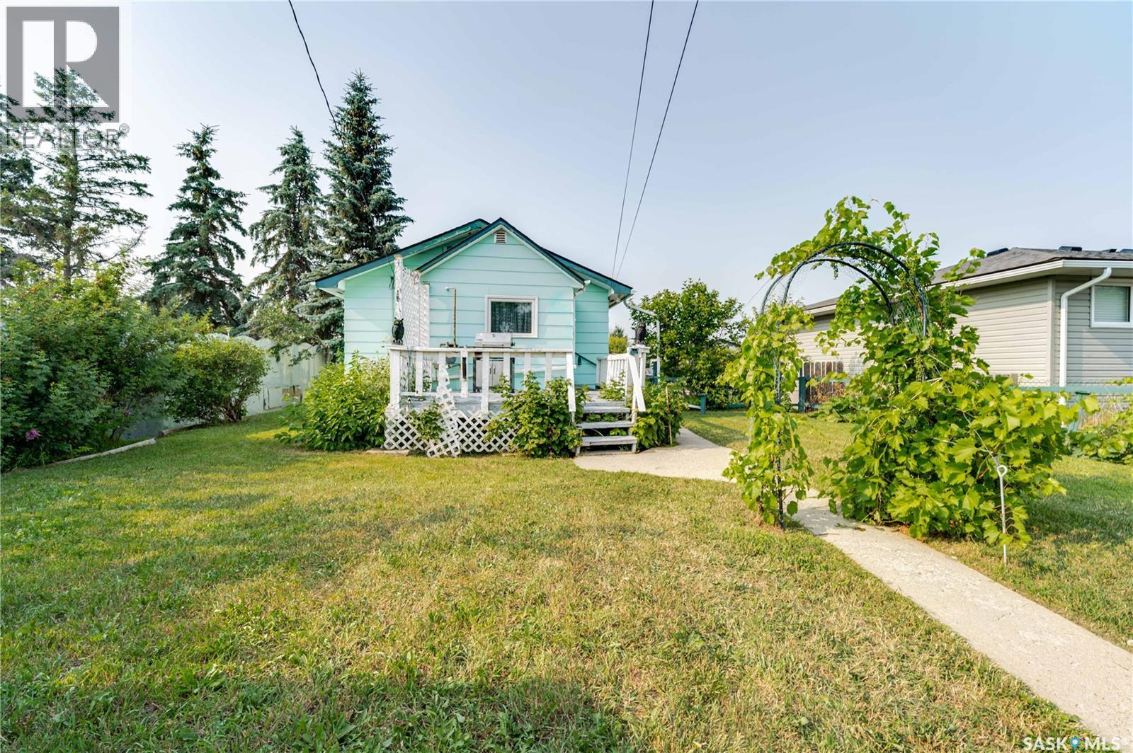 1233 Coteau Street W, Moose Jaw, Saskatchewan  S6H 5G7 - Photo 26 - SK043525