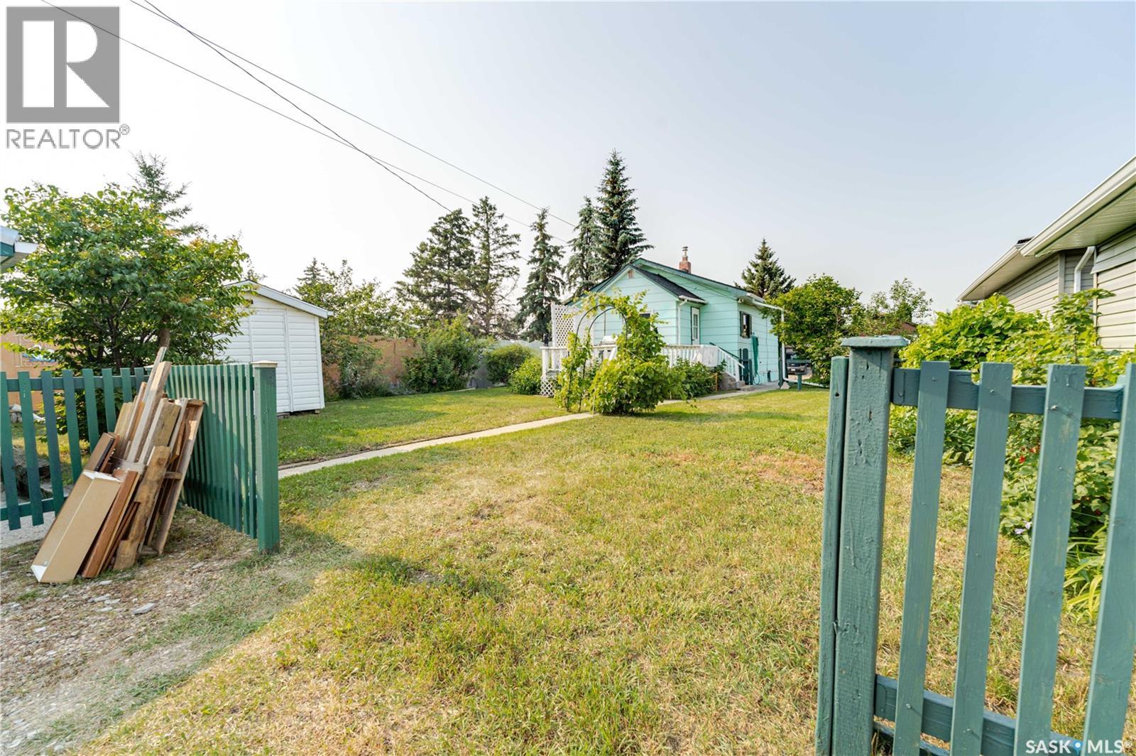 1233 Coteau Street W, Moose Jaw, Saskatchewan  S6H 5G7 - Photo 28 - SK043525