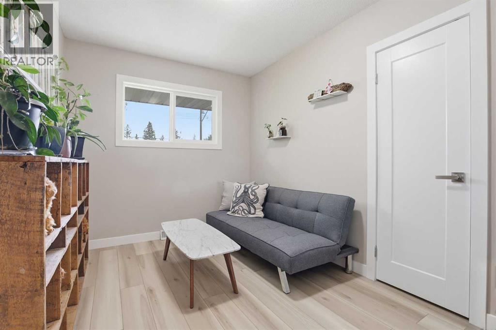 8343 48 Avenue NW, Calgary, Alberta  T3B 2A9 - Photo 23 - A2316123