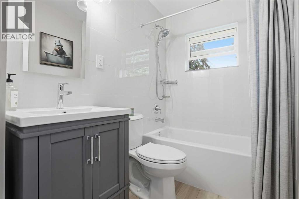8343 48 Avenue NW, Calgary, Alberta  T3B 2A9 - Photo 20 - A2316123