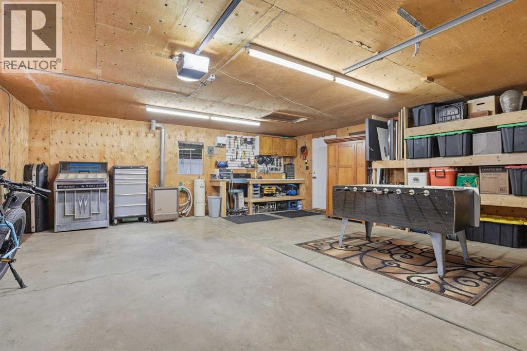 8343 48 Avenue NW, Calgary, Alberta  T3B 2A9 - Photo 9 - A2316123