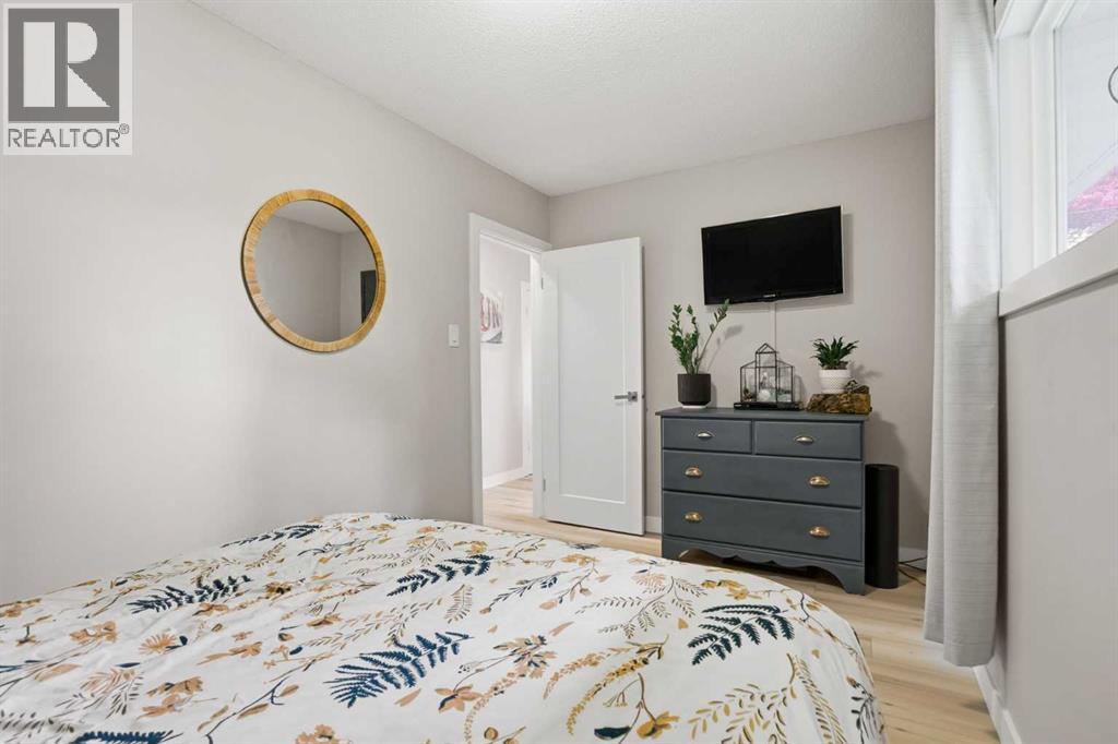 8343 48 Avenue NW, Calgary, Alberta  T3B 2A9 - Photo 22 - A2316123