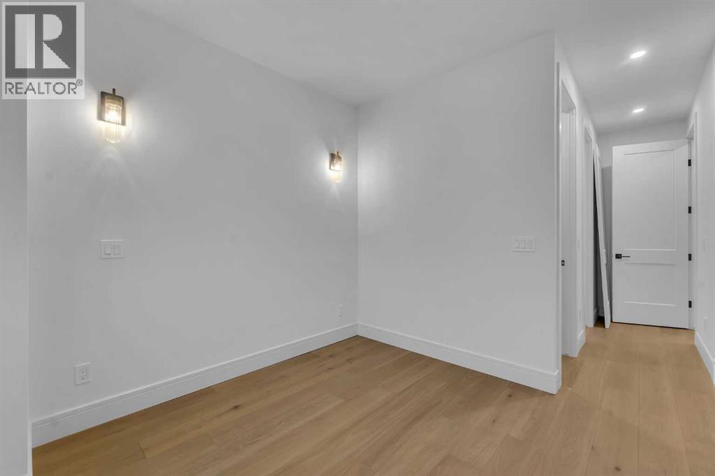 1727 19 Avenue NW, Calgary, Alberta  T2N 0S5 - Photo 33 - A2316931