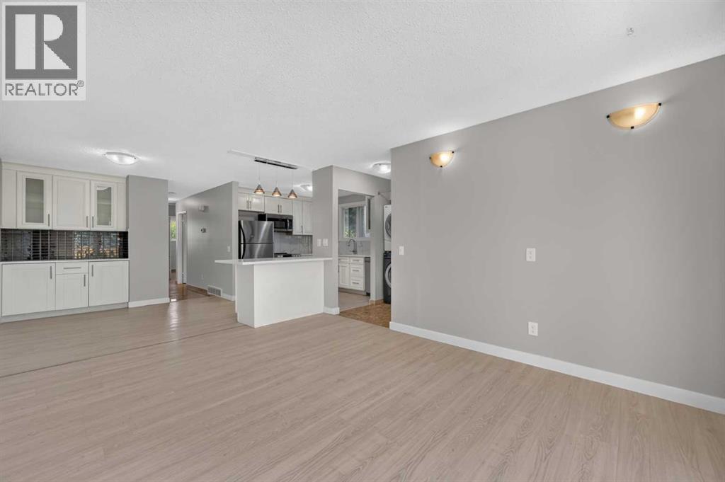 218 Bermuda Drive Nw, Calgary, Alberta  T3K 2A9 - Photo 13 - A2330540