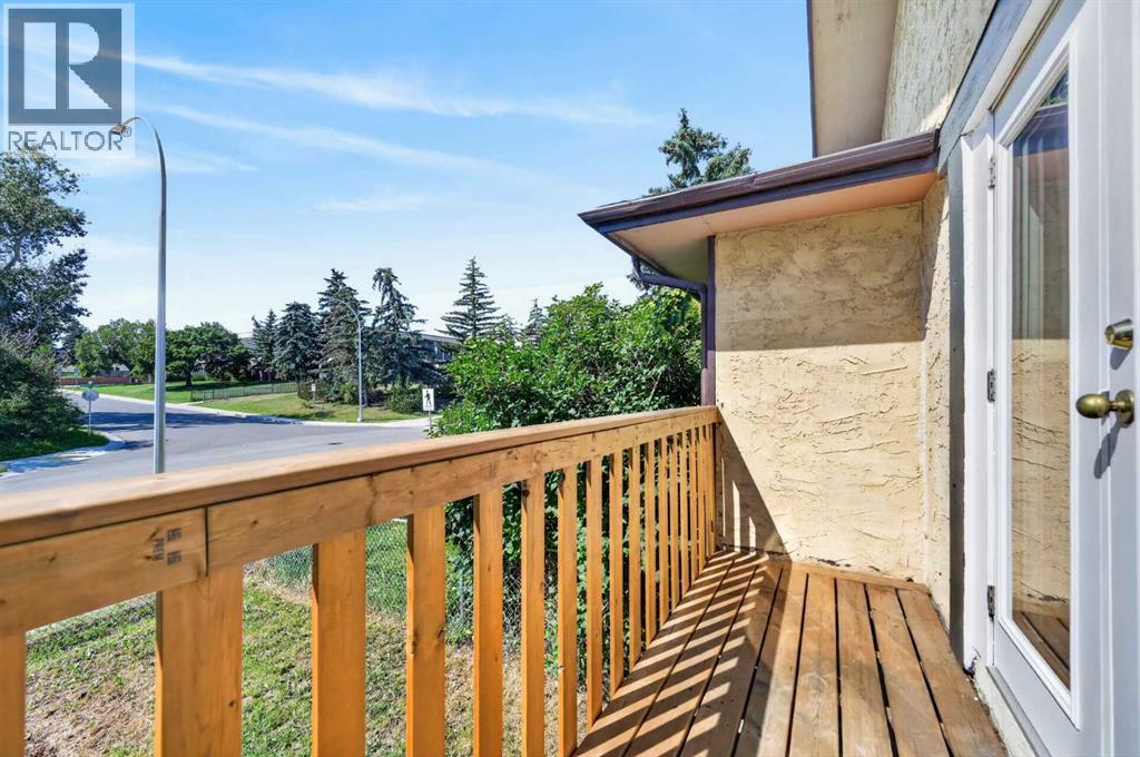 218 Bermuda Drive Nw, Calgary, Alberta  T3K 2A9 - Photo 6 - A2330540