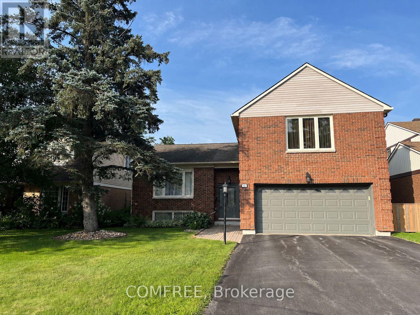 10 TROTTING WAY, Ottawa, Ontario
