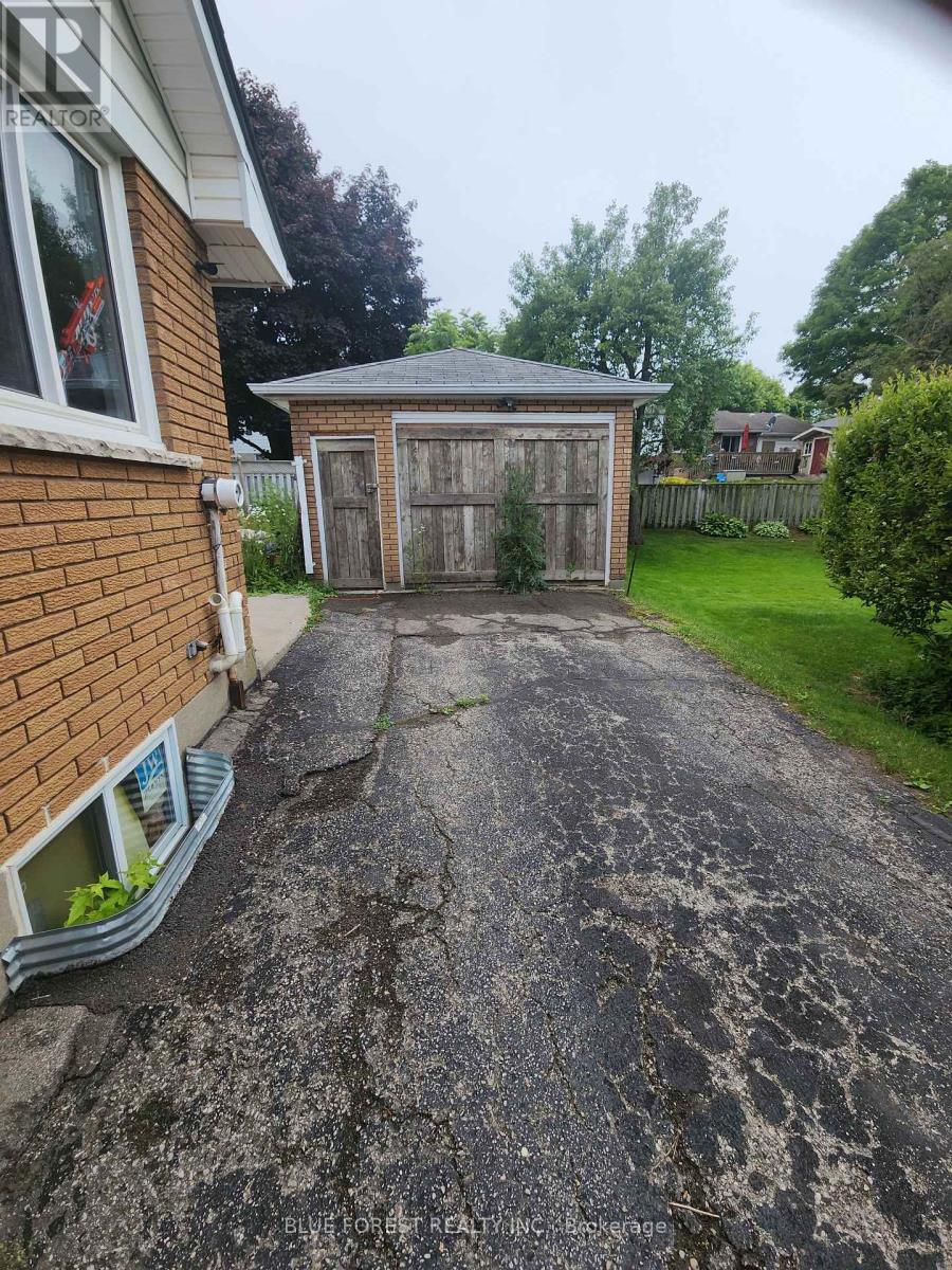 936 Alice Street, Woodstock, Ontario N4S 2J7 - Photo 3 - X13602432