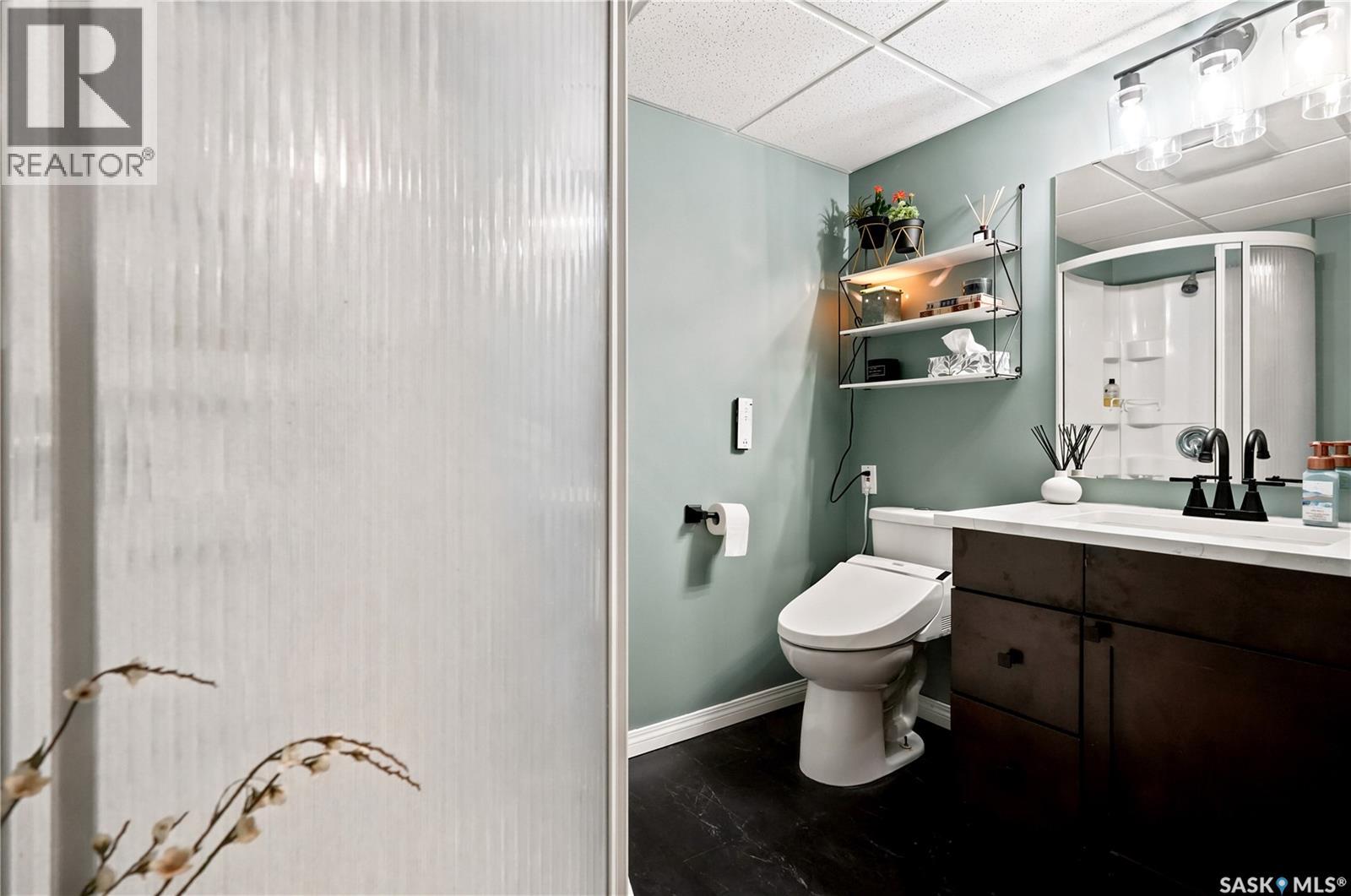 8607 Wascana Gardens Lane, Regina, Saskatchewan  S4V 1G1 - Photo 44 - SK043425