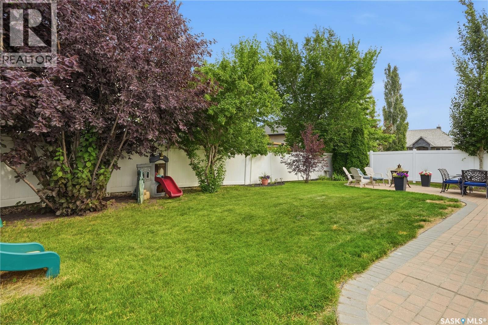 8607 Wascana Gardens Lane, Regina, Saskatchewan  S4V 1G1 - Photo 54 - SK043425