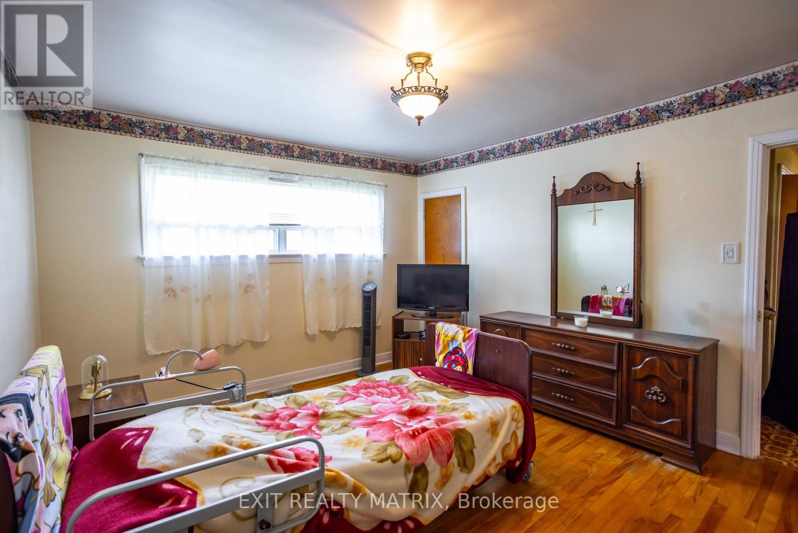 552 Dunbrack Street, Ottawa, Ontario  K1K 1J5 - Photo 16 - X13602446