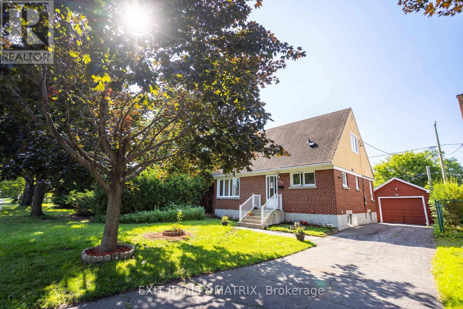 552 Dunbrack Street, Ottawa, Ontario  K1K 1J5 - Photo 2 - X13602446