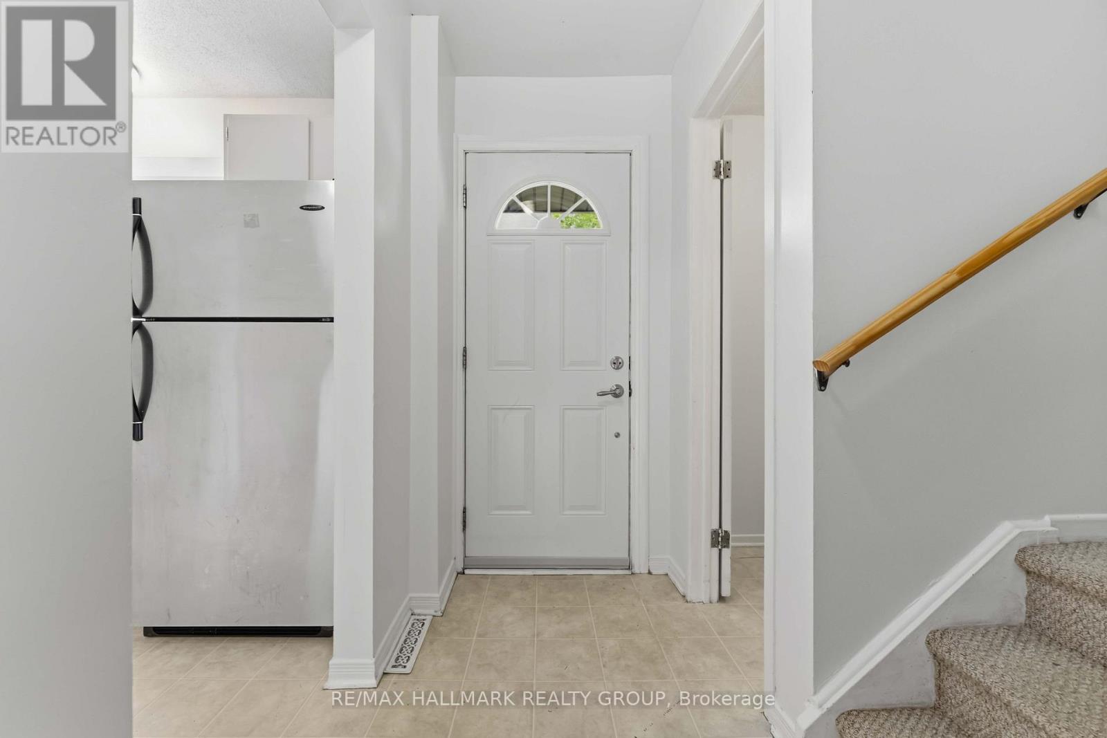 193 Pickford Drive, Ottawa, Ontario  K2L 2C5 - Photo 2 - X13602464