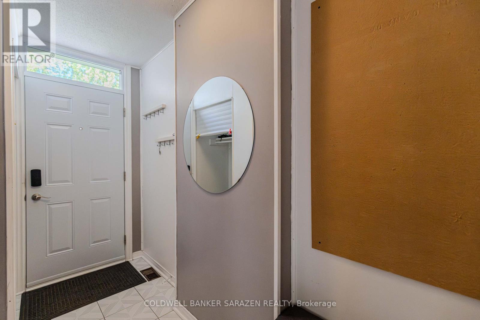 34 Hobart Crescent, Ottawa, Ontario  K2H 5S4 - Photo 4 - X13602482