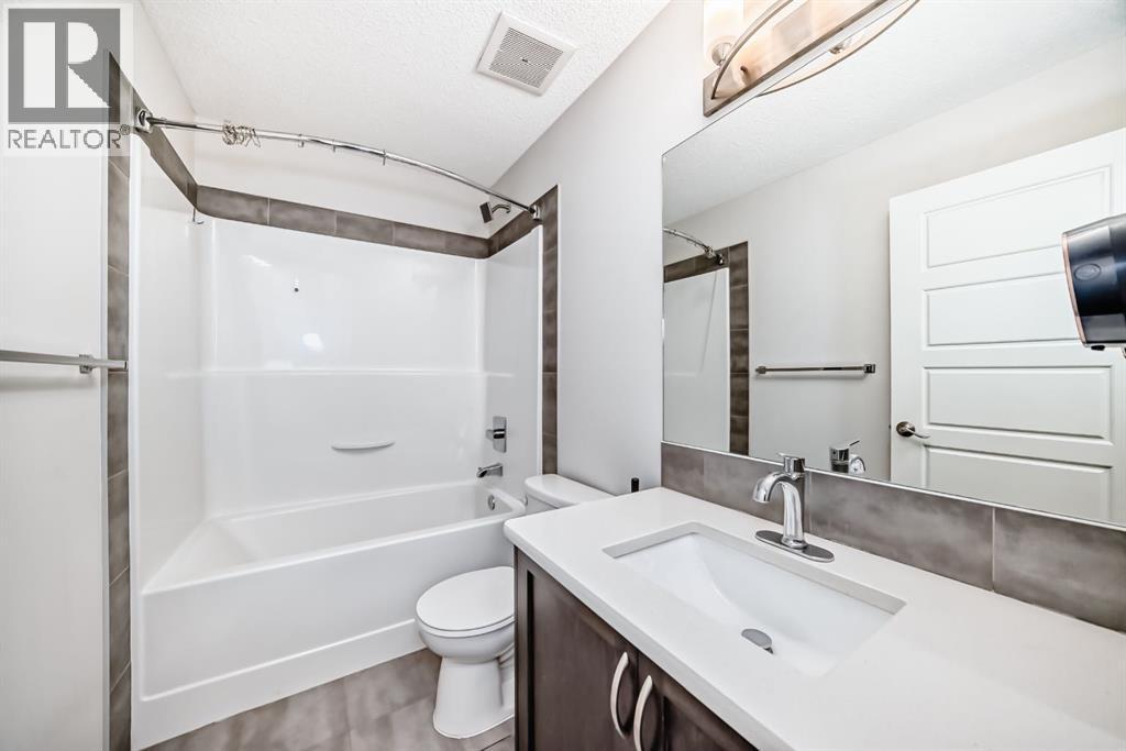 45 Nolanlake Cove NW, Calgary, Alberta  T3R 0Z7 - Photo 19 - A2329229