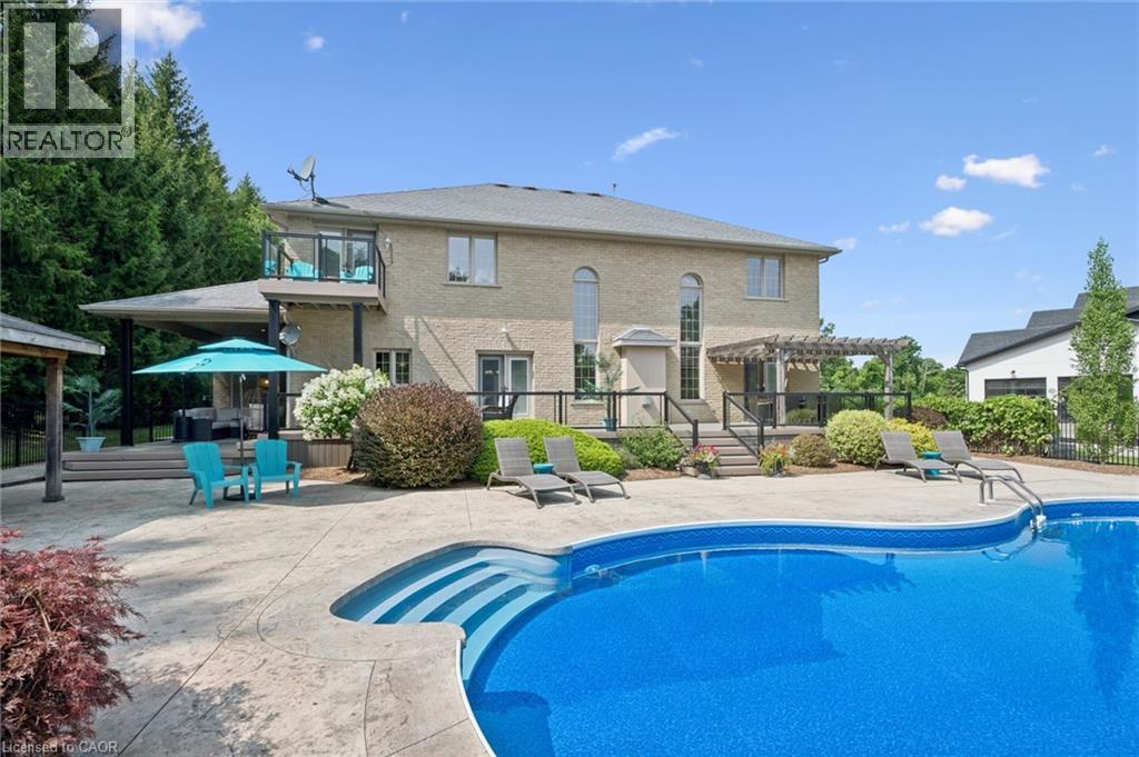 332 Scenic Drive, St. George, Ontario  N0E 1N0 - Photo 35 - 40849416