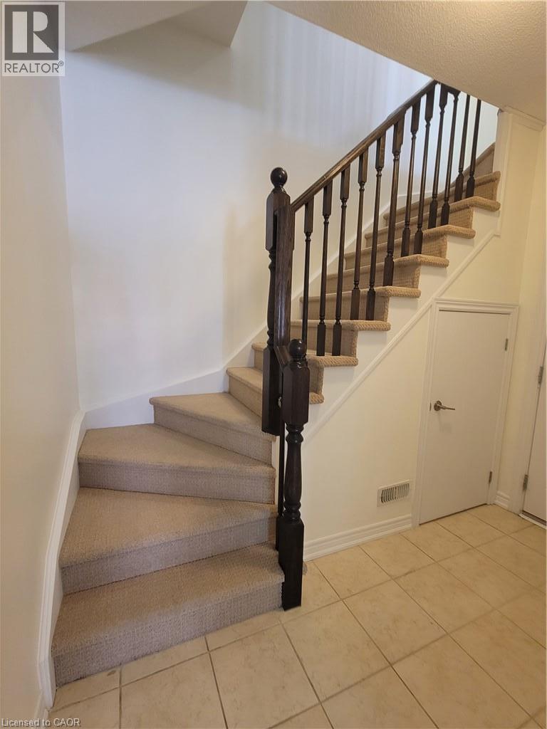 1401 Plains Road E Unit# 104, Burlington, Ontario  L7R 0C2 - Photo 5 - 40850799