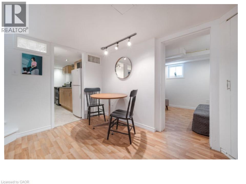 28 Spring Street W Unit# Lower Level, Waterloo, Ontario  N2L 2Z8 - Photo 3 - 40850795