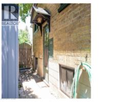 28 SPRING Street W Unit# Lower Level, waterloo, Ontario