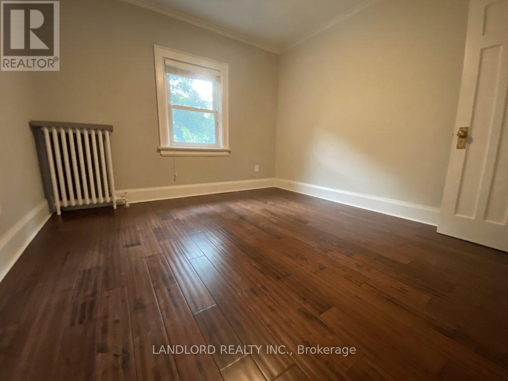 22 Lorindale Avenue, Toronto, Ontario  M5M 3C2 - Photo 23 - C13602448