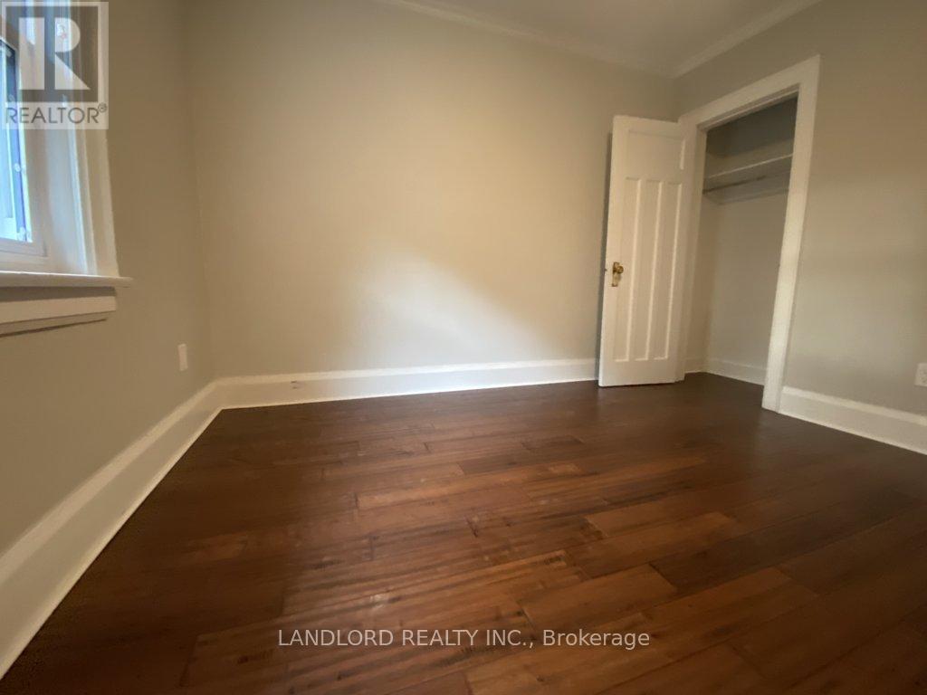22 Lorindale Avenue, Toronto, Ontario  M5M 3C2 - Photo 24 - C13602448