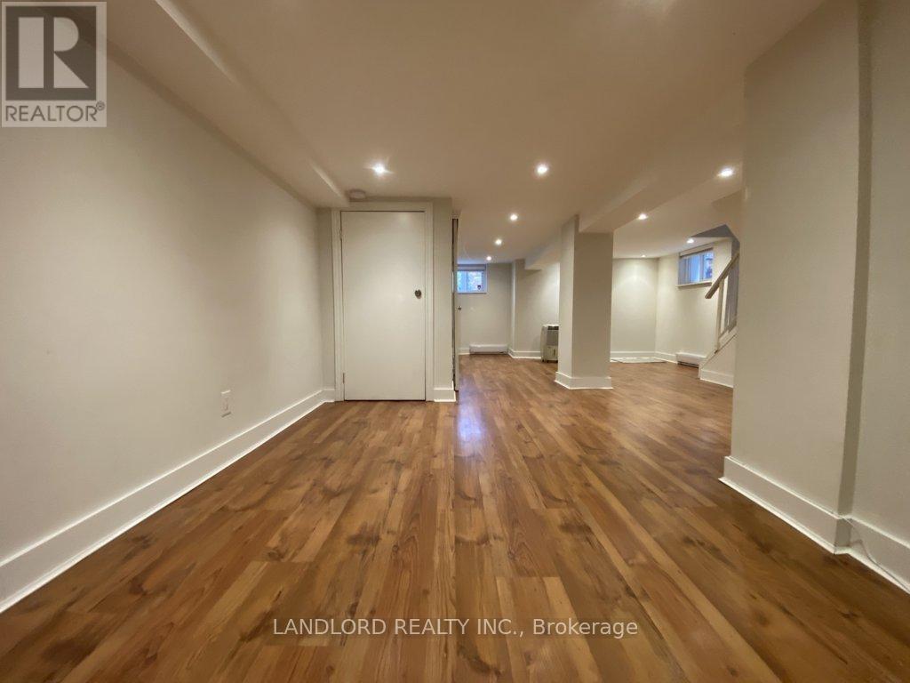22 Lorindale Avenue, Toronto, Ontario  M5M 3C2 - Photo 29 - C13602448