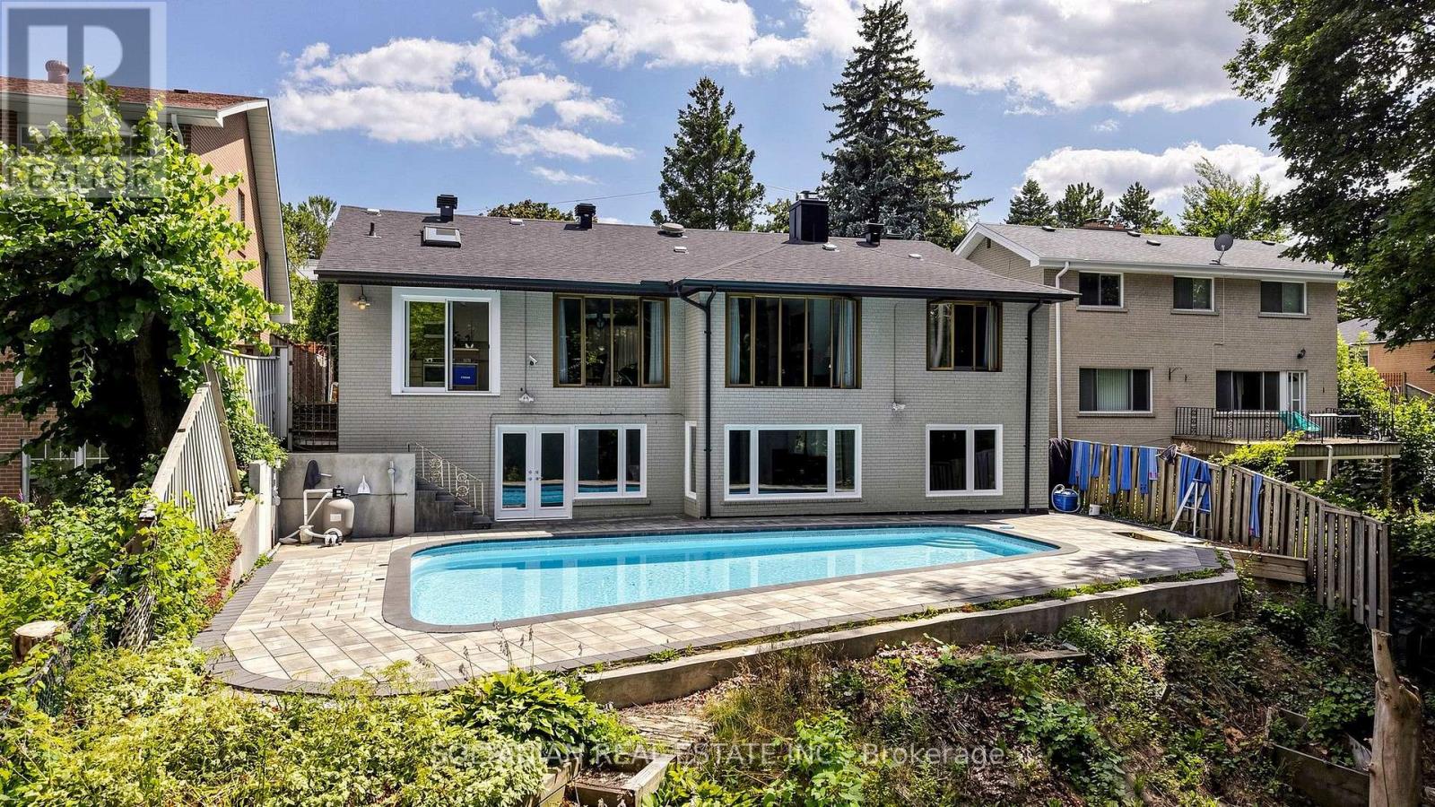 57 SUMNER HEIGHTS DRIVE, Toronto, Ontario