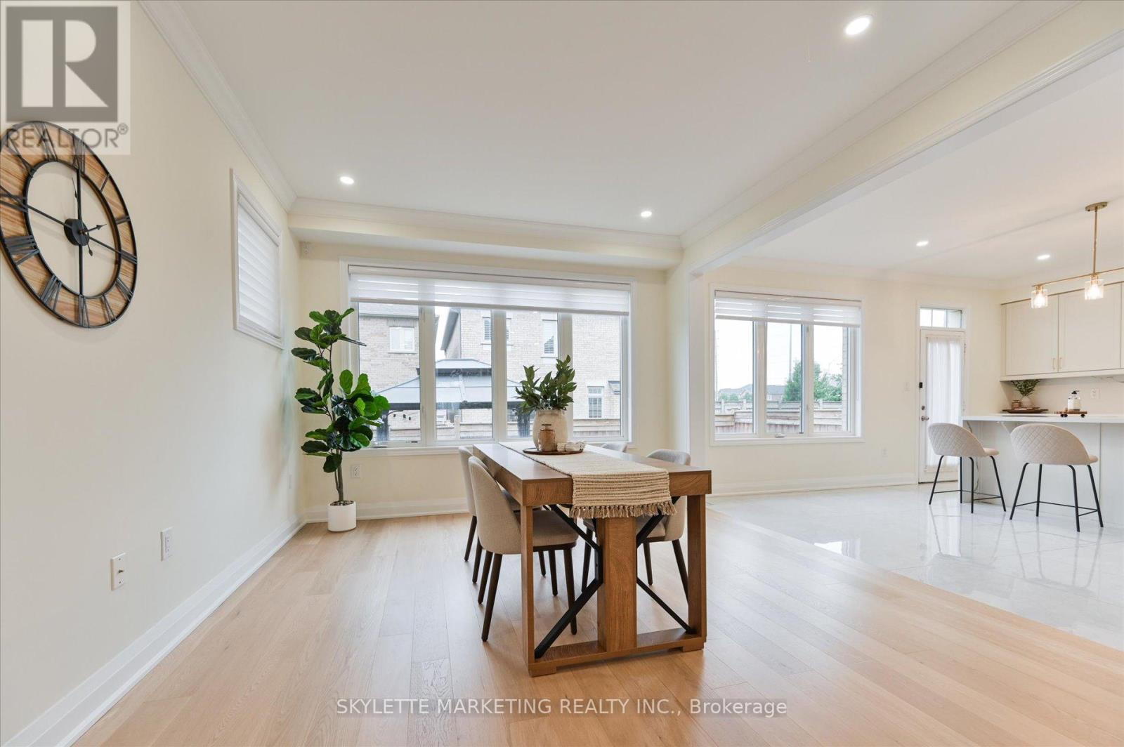 38 Russell Parker Crescent, Aurora, Ontario  L4G 0V5 - Photo 11 - N13602504