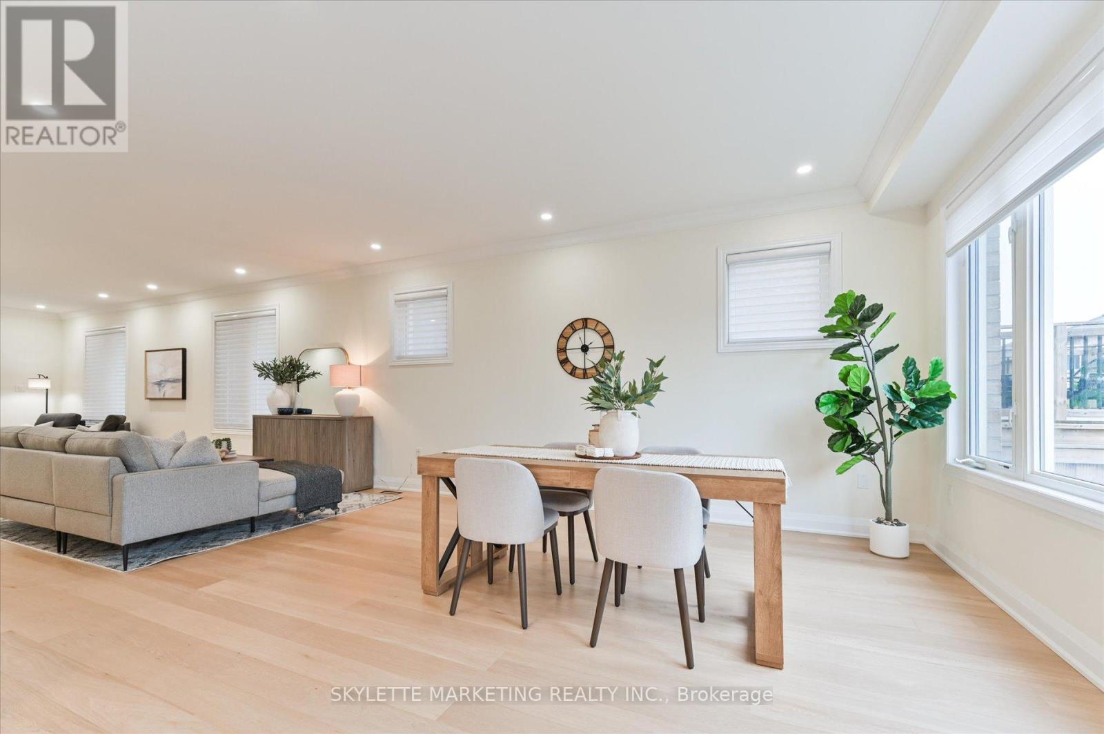 38 Russell Parker Crescent, Aurora, Ontario  L4G 0V5 - Photo 12 - N13602504