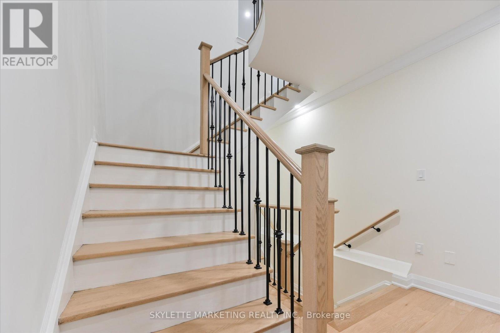 38 Russell Parker Crescent, Aurora, Ontario  L4G 0V5 - Photo 21 - N13602504