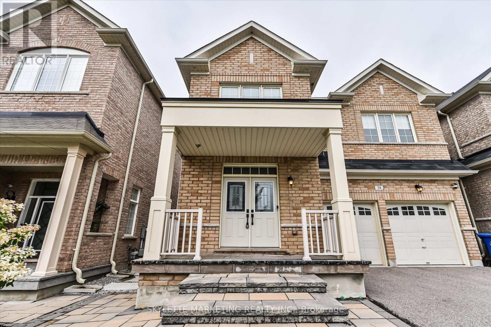 38 Russell Parker Crescent, Aurora, Ontario  L4G 0V5 - Photo 4 - N13602504