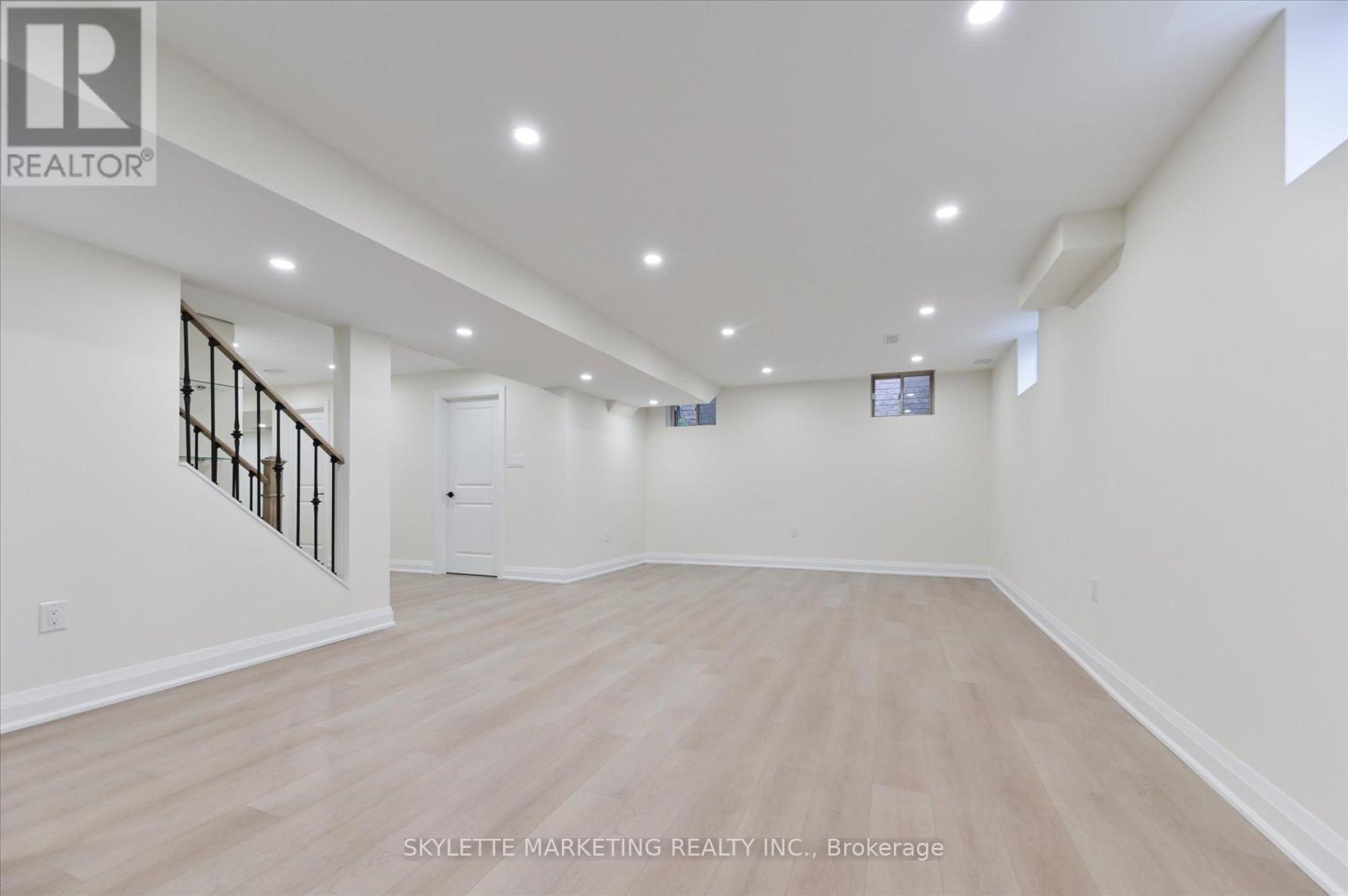 38 Russell Parker Crescent, Aurora, Ontario  L4G 0V5 - Photo 40 - N13602504