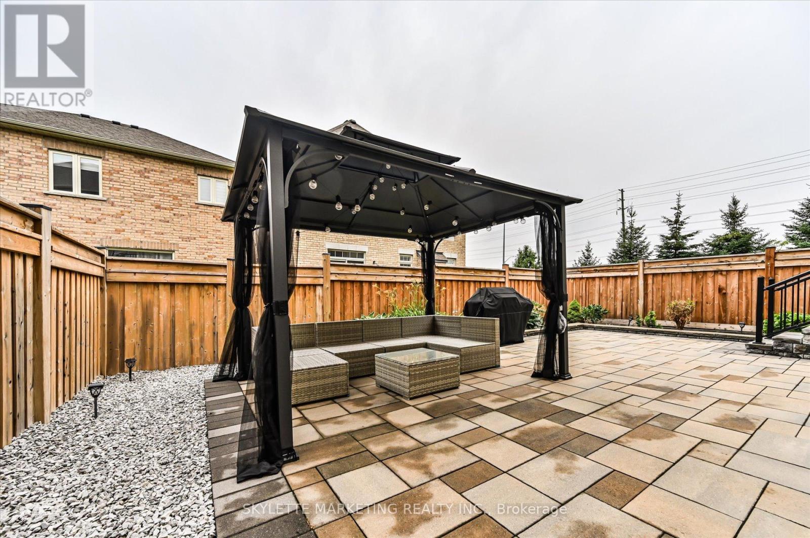 38 Russell Parker Crescent, Aurora, Ontario  L4G 0V5 - Photo 44 - N13602504