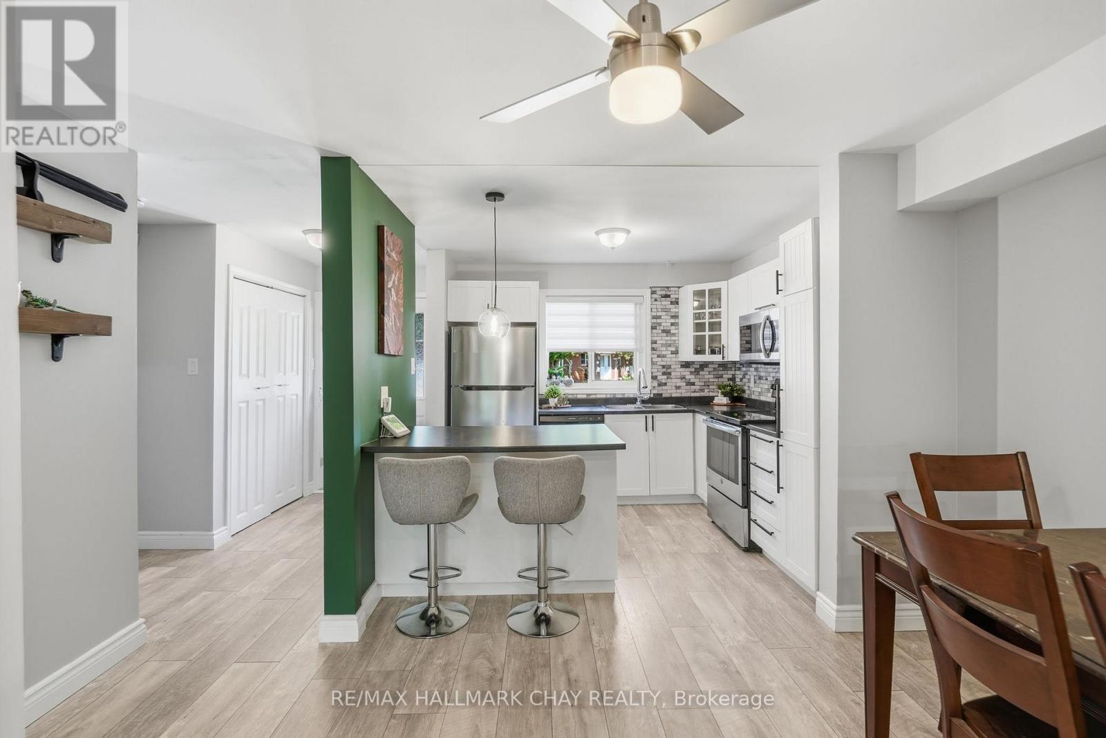 536 Tenth Street, Collingwood, Ontario  L9Y 4C1 - Photo 7 - S13602674
