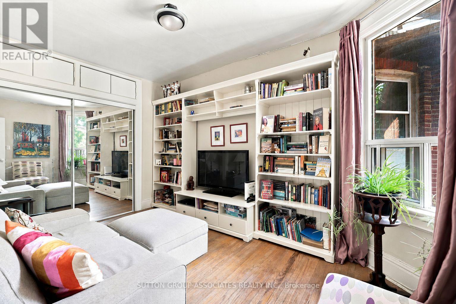 627 Euclid Avenue, Toronto, Ontario  M6G 2T6 - Photo 19 - C13602664