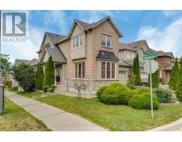 4 OVERHOLD CRESCENT, Richmond Hill, Ontario