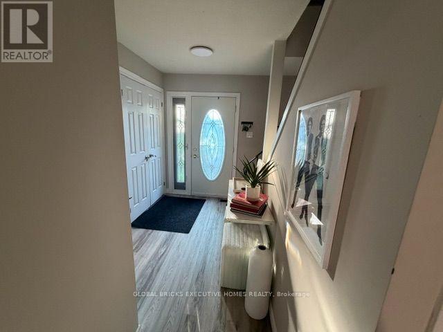 3232 Ulman Road, Oakville, Ontario  L6L 5T1 - Photo 2 - W13602394