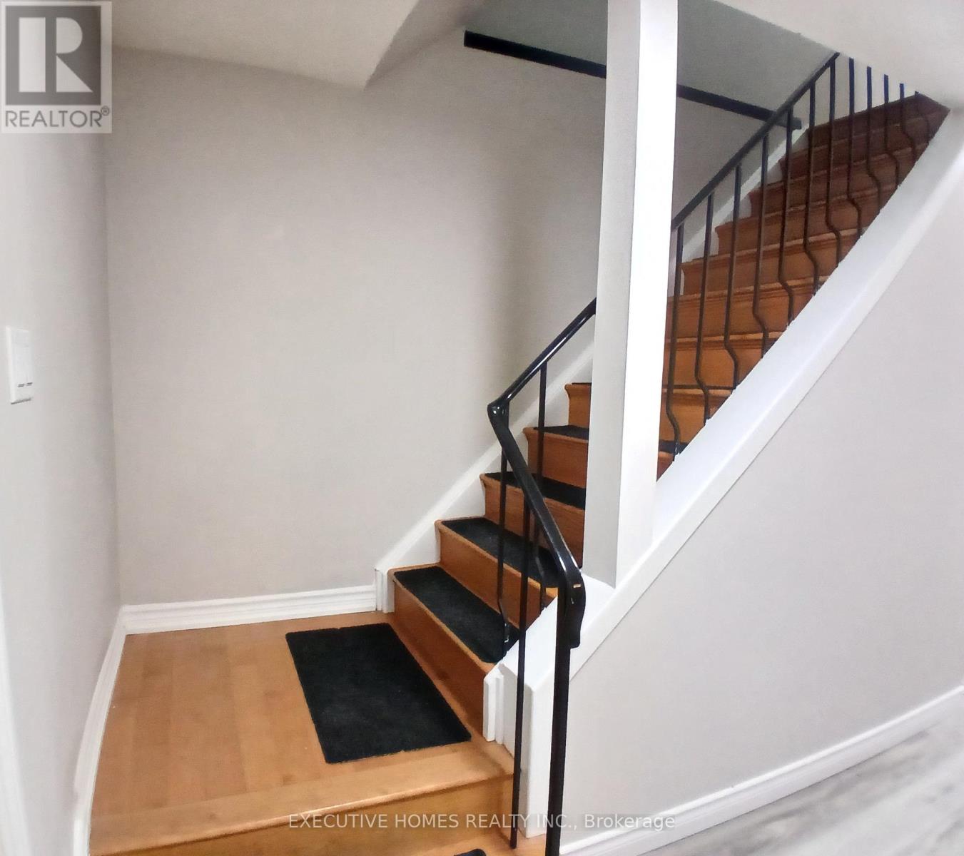 3232 Ulman Road, Oakville, Ontario  L6L 5T1 - Photo 9 - W13602394