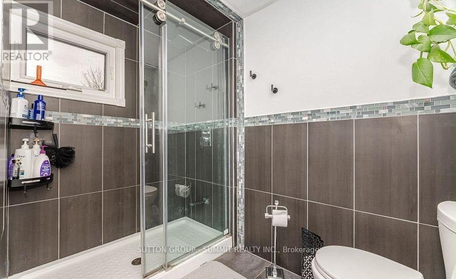 Upper - 19 Jasper Crescent, Brampton, Ontario  L6S 1W8 - Photo 17 - W13602506