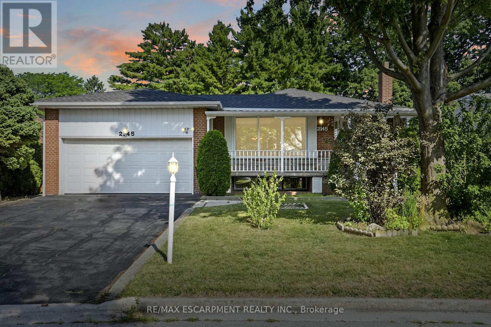 2145 SUNNYVALE DRIVE, Oakville, Ontario