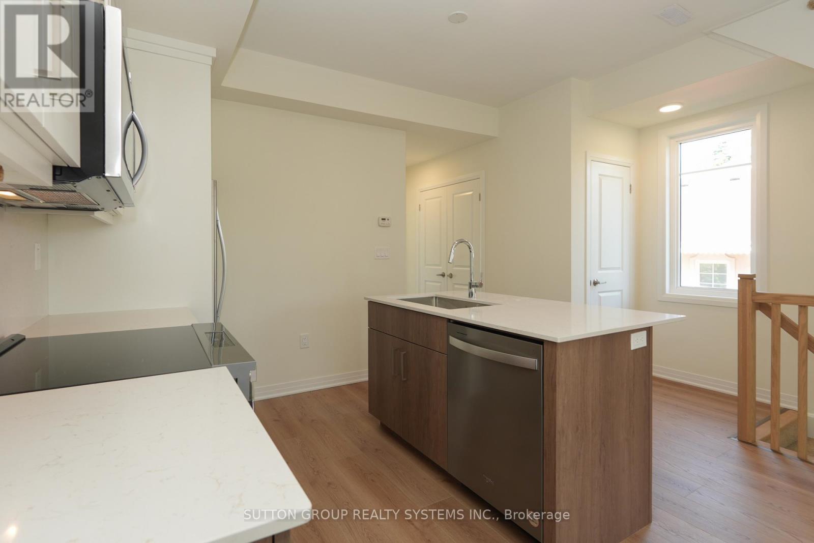 13 - 734 Front Royal Street, Mississauga, Ontario  L4Y 0C8 - Photo 10 - W13602526