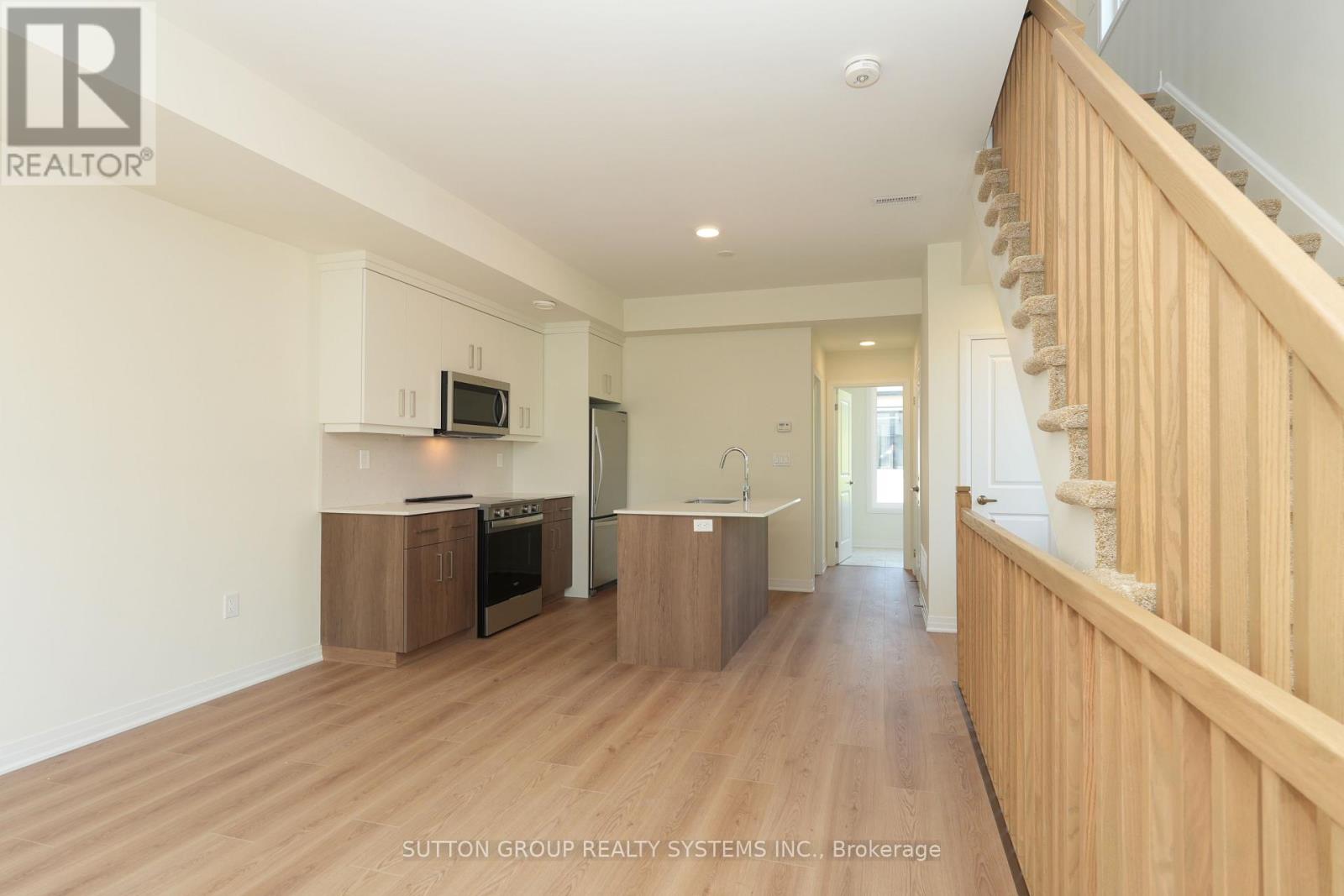 13 - 734 Front Royal Street, Mississauga, Ontario  L4Y 0C8 - Photo 5 - W13602526