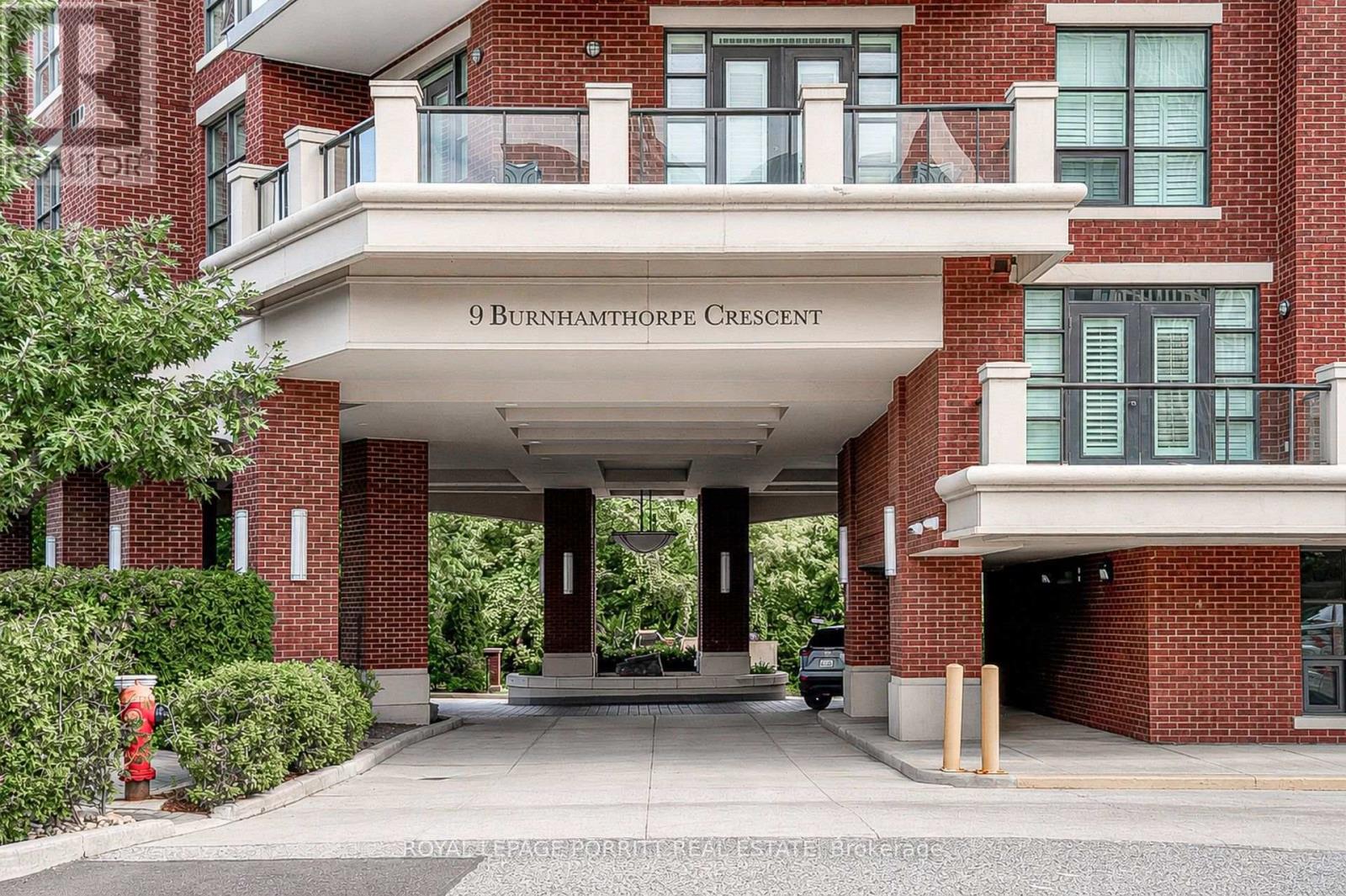 309 - 9 Burnhamthorpe Crescent, Toronto, Ontario  M9A 0A6 - Photo 2 - W13602614
