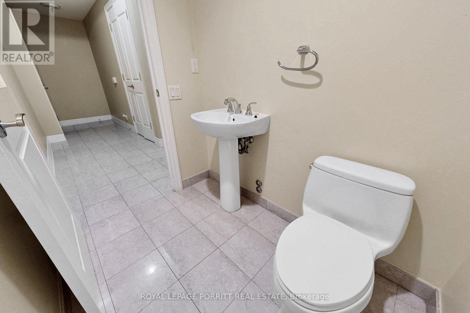 309 - 9 Burnhamthorpe Crescent, Toronto, Ontario  M9A 0A6 - Photo 5 - W13602614