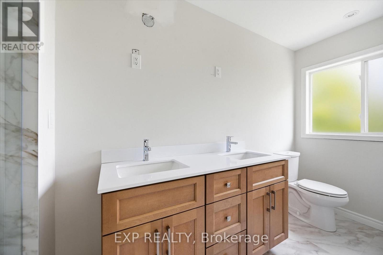 5628 Stella Lane, Burlington, Ontario  L7L 6X5 - Photo 29 - W13602652
